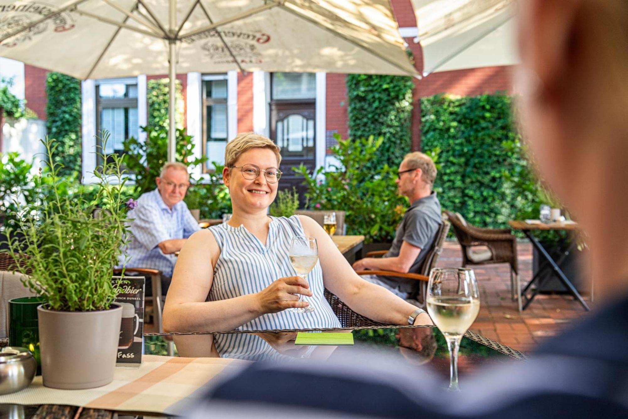 Hotel Restaurant "Zur Post" Holdorf 外观 照片